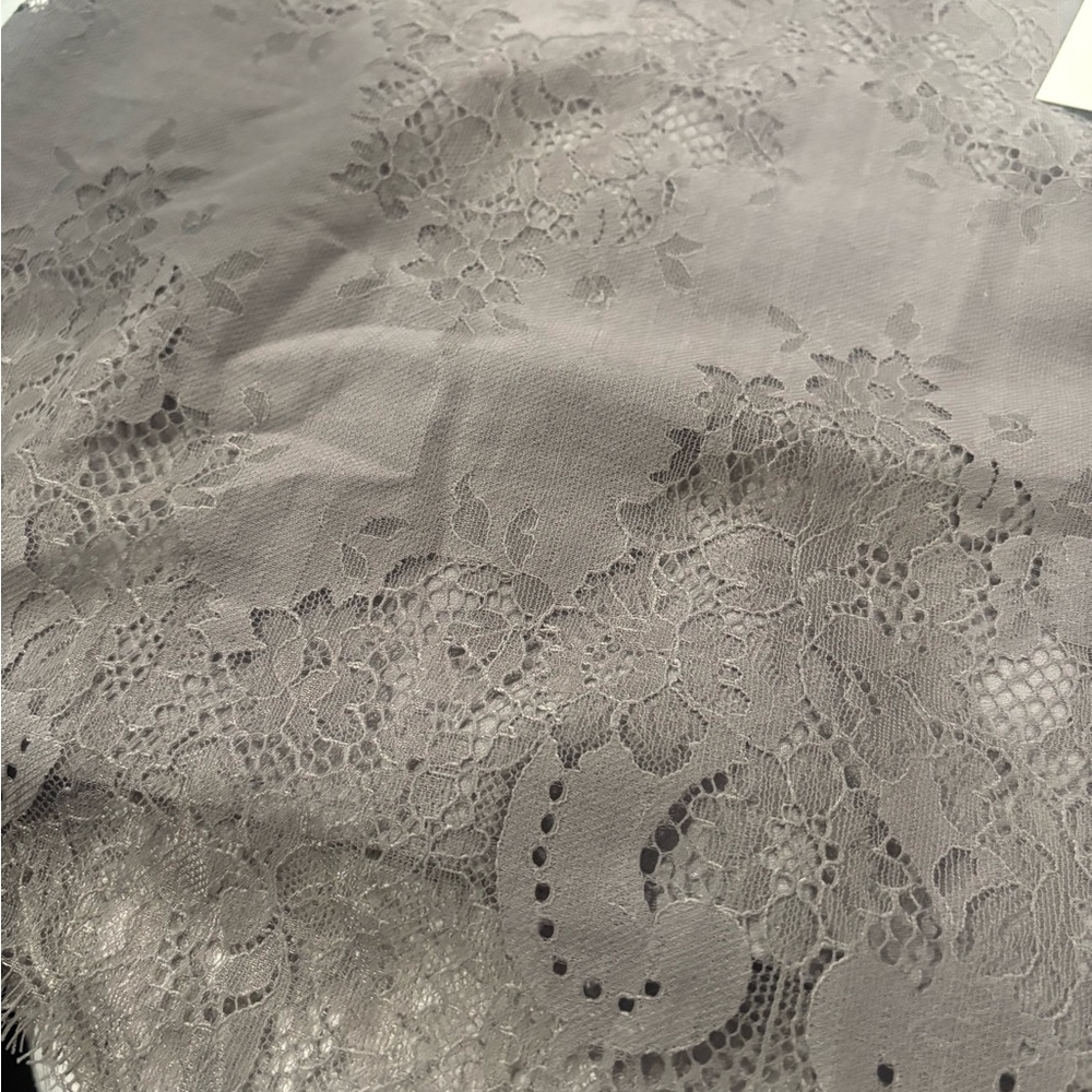 Elegant Gray Lace Camisole - Picture 3 of 3